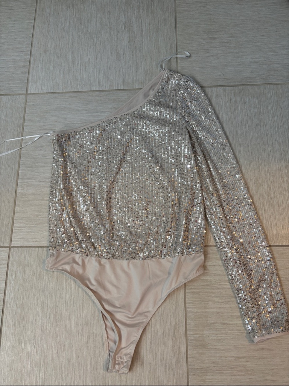 Lulu's Nude Sequin One-Shoulder Bodysuit